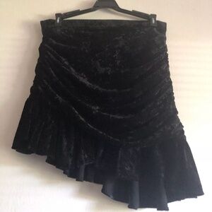 New With Tags Zara Velvet Mini Skirt Black Medium M High Waisted Ruffle